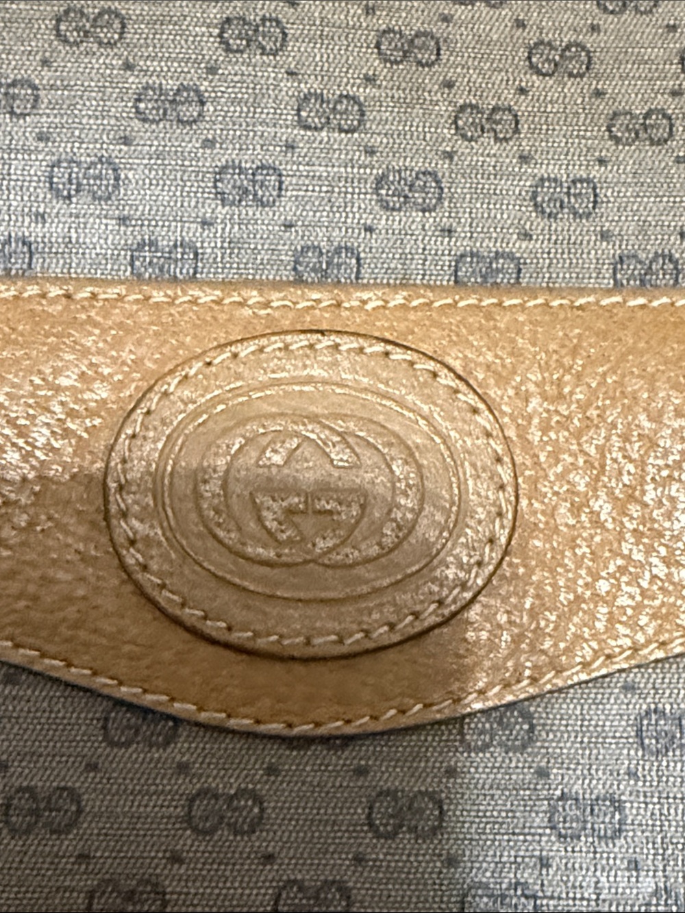 Gucci Beige Monogram Tote with Green and Red Striped Straps - Picture 3 of 15